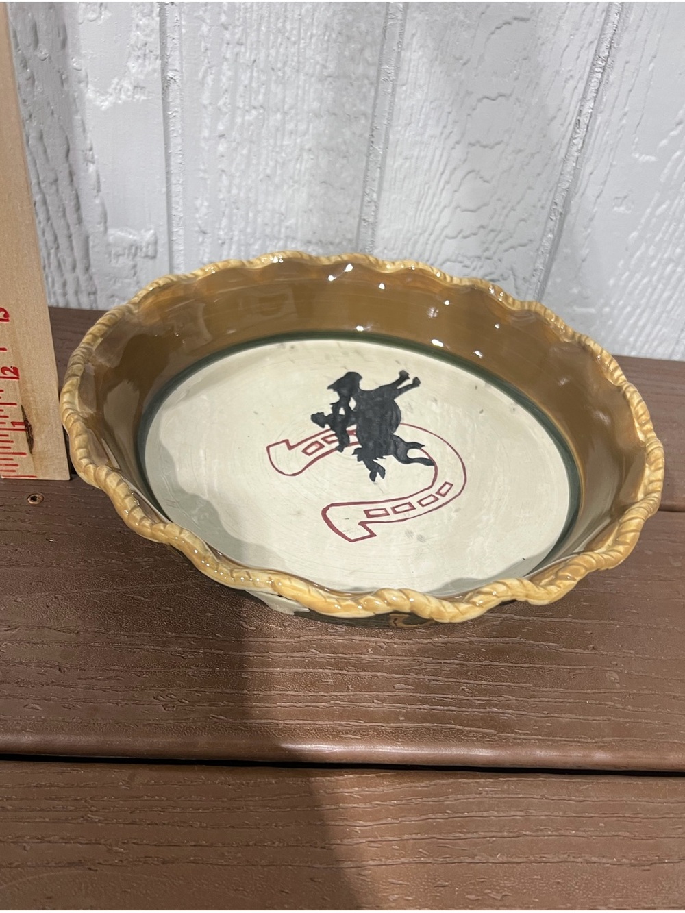 Sonoma Lifestyle Happy Trails Pie Baking Plate Cream and Green Western